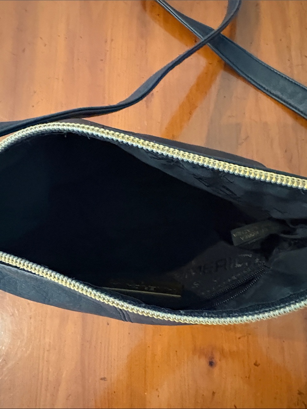 Sharif Black Leather Crossbody Bag - Picture 5 of 7